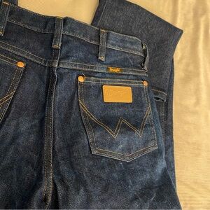 wrangler cowboy cut blue jeans